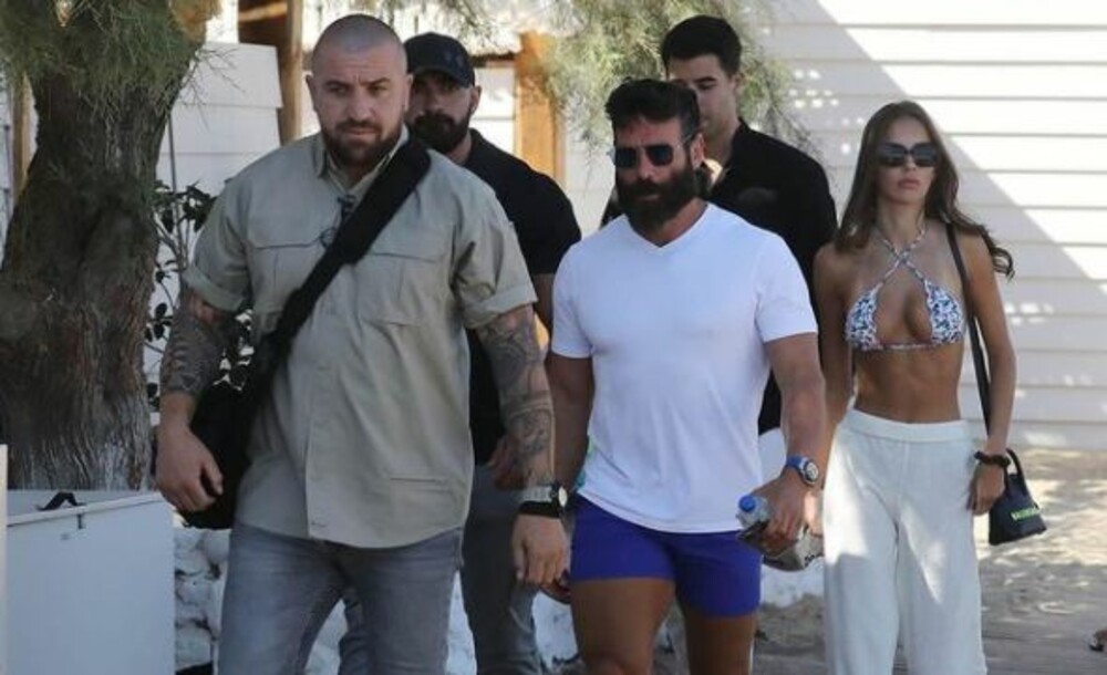 Συγκλονίζει ο σωματοφύλακας του Νταν Μπιλζέριαν: «Είμαι τυχερός που ζω»