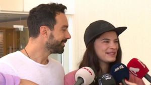 Τανιμανίδης – Μπόμπα: Οι πρώτες δηλώσεις μετά το εξιτήριο από το μαιευτήριο