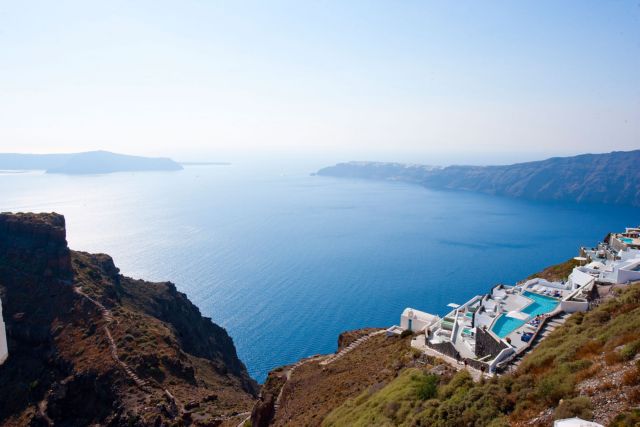 TUI: Ακύρωσε πακέτα διακοπών για πέντε ελληνικά νησιά