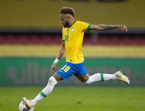 Απίστευτο βίντεο: Επιτέθηκαν στον Νεϊμάρ για… τα παπούτσια του