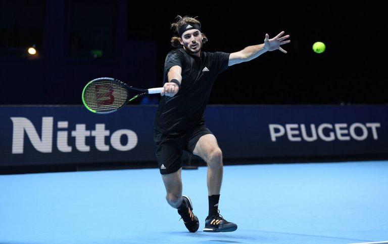 Συγκλονίζει η αφιέρωση του Τσιτσιπά στη γιαγιά του