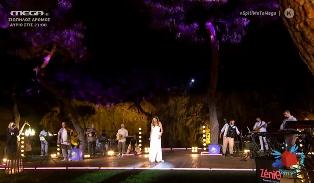 Σπίτι με το MEGA: Βούρκωσε η Δέσποινα Βανδή πάνω στη σκηνή