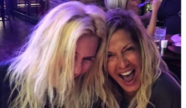 Το viral βίντεο από τη συνάντηση της Άννας Βίσση  με την Αννίτα Πάνια