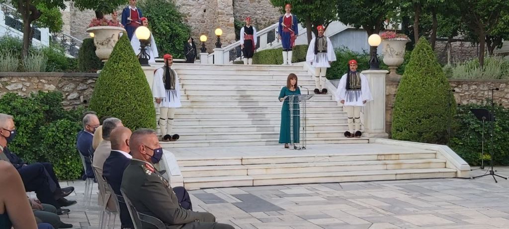 Διπλό μήνυμα Σακελλαροπούλου για Τουρκία και εμβολιασμό