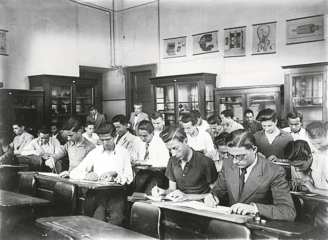 Εμβόλια Αριστείας