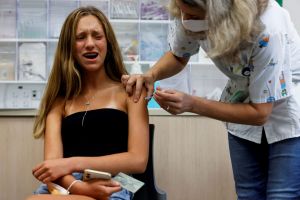 Η απουσία παρενεργειών δεν σημαίνει ότι το εμβόλιο δεν δουλεύει