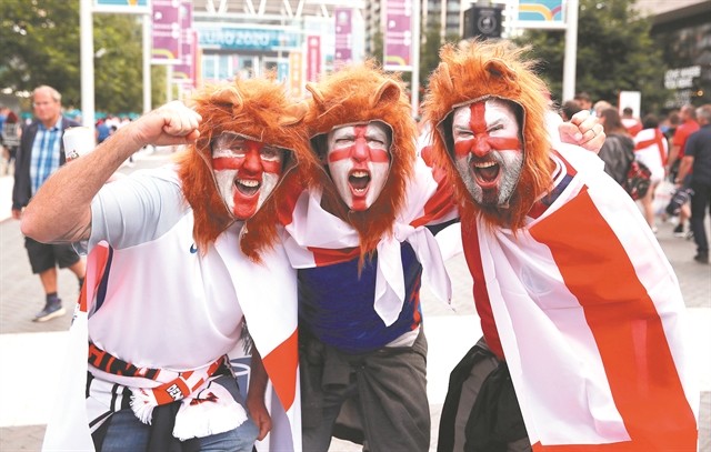 Στο Λονδίνο ετοιμάζονται ήδη για πάρτι