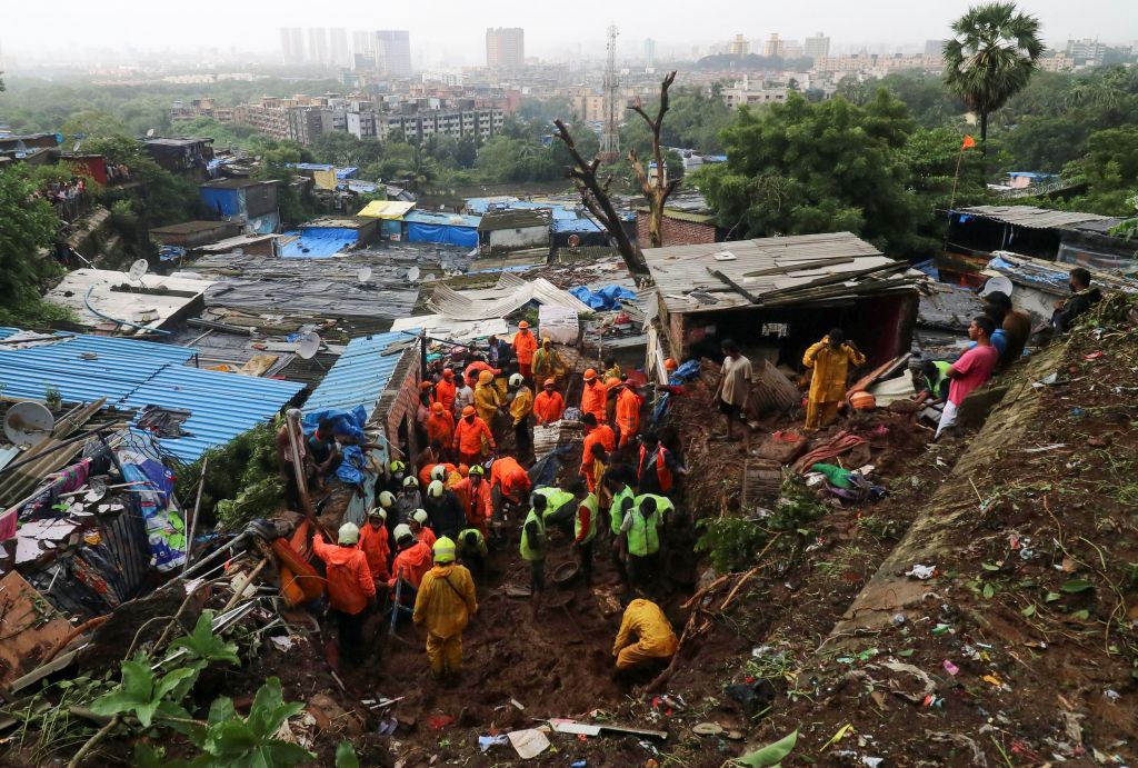 Ινδία: Τουλάχιστον 18 νεκροί εξαιτίας των βροχοπτώσεων