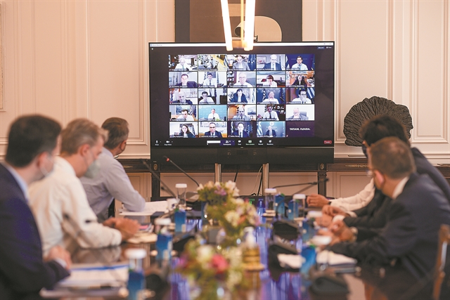 «Σήμα επανεκκίνησης» και μέτωπο κατά του ανορθολογισμού