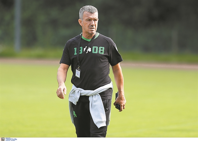 Του έκαναν… δώρο την αποχώρηση!