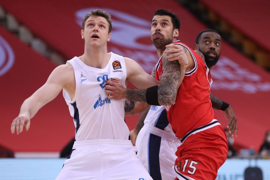 EuroLeague: Τι συμφωνήθηκε για τα συμβόλαια των παικτών