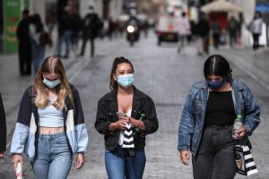 Κοροναϊός: Προβληματίζουν οι ανεμβολίαστοι – Θα είναι στο στόχαστρο κατά το τέταρτο κύμα της πανδημίας