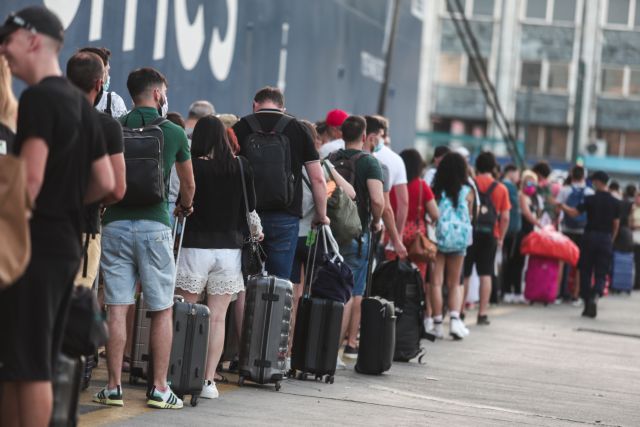 Συναγερμός για την κορύφωση της πανδημίας