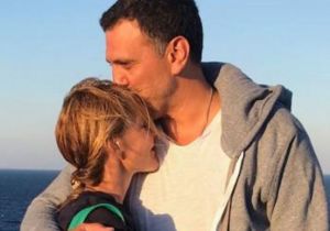 Τζένη Μπαλατσινού – Βασίλης Κικίλιας: Σήμερα η βάπτιση του γιου τους