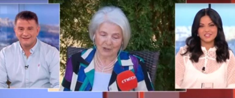«Μάθημα ζωής» – 76χρονη πήρε απολυτήριο λυκείου με 19,8 | tanea.gr