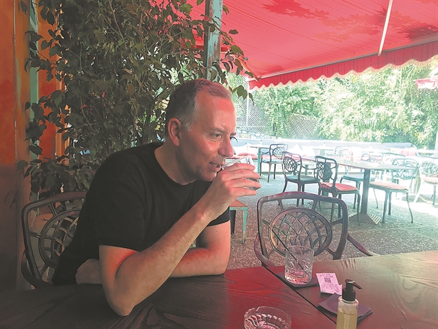 Το άλμα είναι να πεις «εγώ θα γράφω»