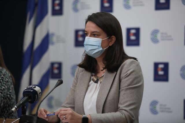 «Παράθυρο» Κεραμέως για υποχρεωτικούς εμβολιασμούς στα ΑΕΙ