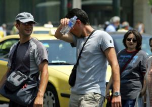 Χρυσοχοϊδης για κύμα καύσωνα: Εκκληση στους πολίτες για στοχευμένη χρήση του ηλεκτρικού ρεύματος και νερού