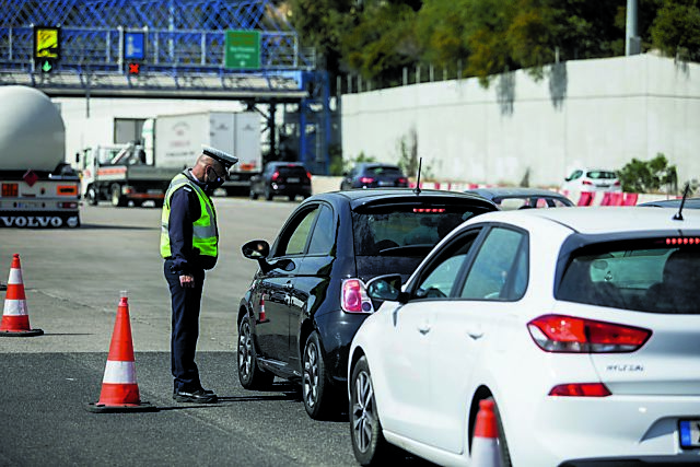 Περιοριστικά μέτρα για τους ανεμβολίαστους