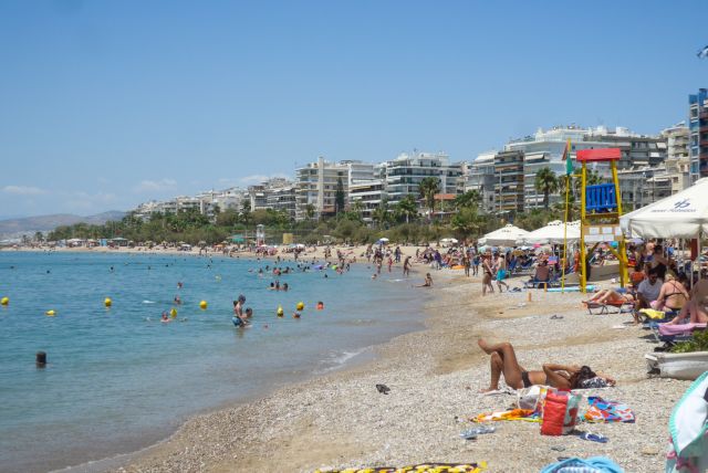 «Βράζουν» οι γειτονιές της Αττικής