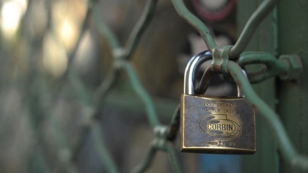 Ακόμη πιο «τσουχτερά» πρόστιμα και «λουκέτα» σε επιχειρήσεις που παραβιάζουν τα μέτρα