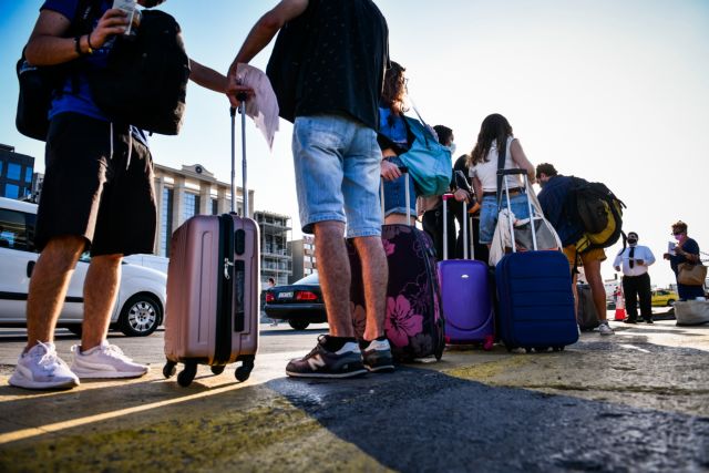 Μαγιορκίνης: Δεν θα σταματήσει πλήρως η κυκλοφορία του ιού