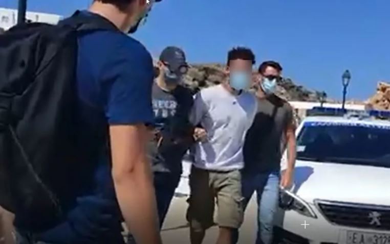 Φολέγανδρος: Στον εισαγγελέα μεταφέρεται ο δολοφόνος της Γαρυφαλλιάς