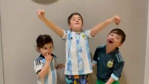 «Τρελάθηκαν» οι γιοι του Μέσι με την κούπα