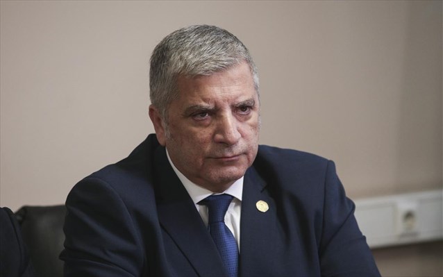 Πατούλης: Μονόδρομος ο εμβολιασμός