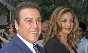 Συντετριμμένη η Άντζελα Γκερέκου από τον θάνατο του Τόλη Βοσκόπουλου