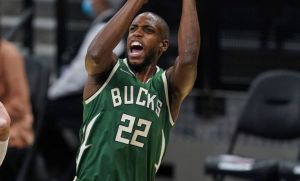 Μπακς – Χοκς 123-112: Τρομεροί οι Μπακς χωρίς Γιάννη καθάρισαν τους Χοκς κάνοντας το 3-2