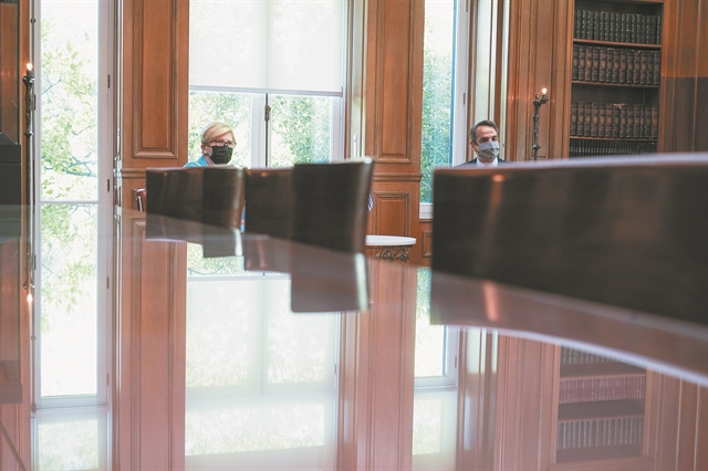 Μαύρες τρύπες στον δρόμο για τη νέα εκκίνηση