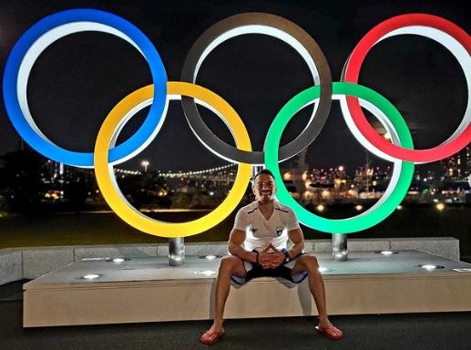 Συνάντηση τιτάνων: Πετρούνιας και Τσιτσιπάς αγκαλιασμένοι στο Τόκιο