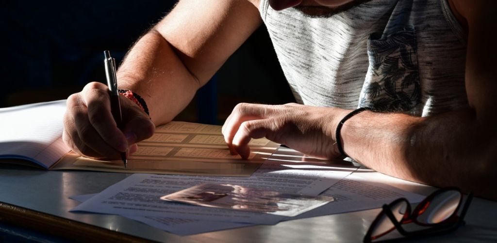 Πανελλαδικές: Τρεις μαθητές γράφουν γράμμα στον… μελλοντικό τους εαυτό