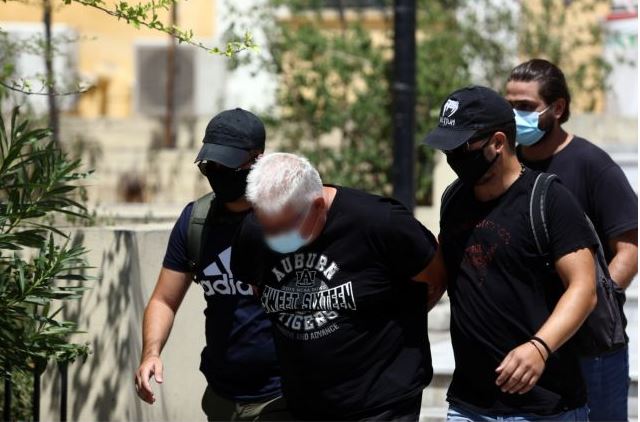 Ηλιούπολη: Αρνείται τα πάντα ο πατέρας της 19χρονης