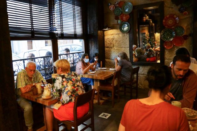 Η Ευρώπη στη σκιά της μετάλλαξης Δέλτα – Μην χαλαρώνετε, λένε οι επιστήμονες