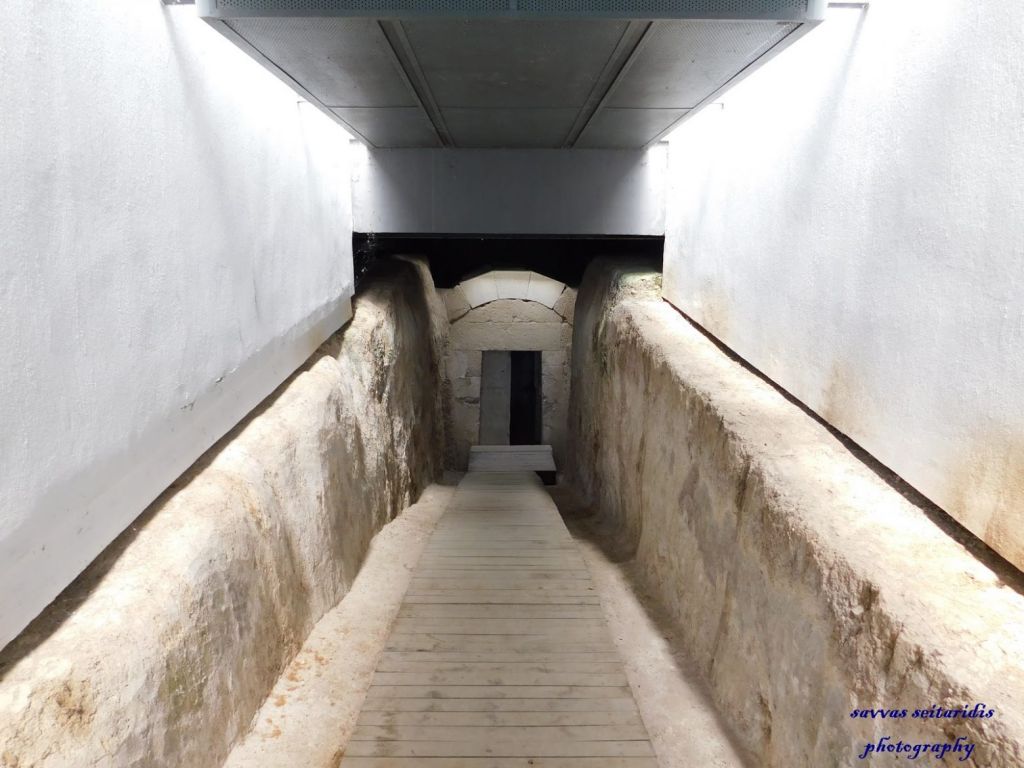 Μέγας Αλέξανδρος: Εχει βρεθεί πραγματικά ο τάφος της μητέρας του στον τύμβο του Κορινού