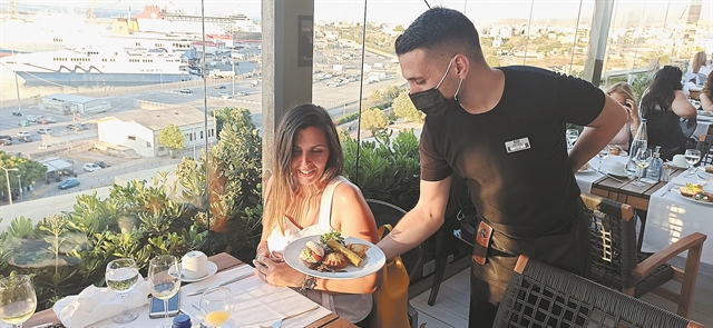 Από τα παλάτια της Κνωσσού στα μενού των ξενοδοχείων