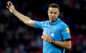 Η UEFA επιβράβευσε τον VAR του Αγγλία-Δανία – Τον στέλνει τελικό!