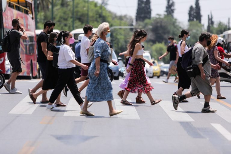 Αθηνά Λινού: «Με εμβολιασμένους κάτω του 50% είναι σαν να είμαστε στην αρχή»