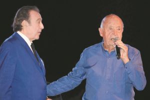 Μίμης Πλέσσας στα «ΝΕΑ» για τον Τόλη Βοσκόπουλο: «51 χρόνια αληθινής φιλίας»