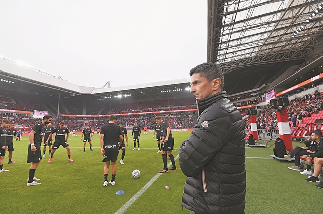 Τρέχει για παίκτες