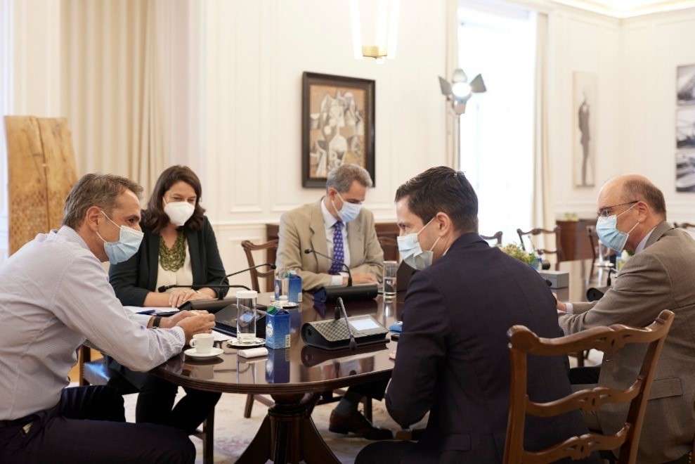 Με τη νέα ηγεσία της Ιατρικής Σχολής ΕΚΠΑ συναντήθηκε ο Κυριάκος Μητσοτάκης