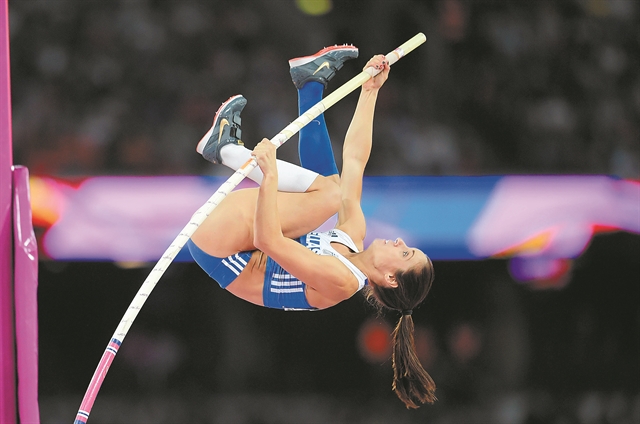 Αλμα προς στο βάθρο