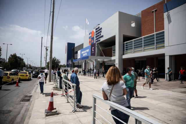 Βατόπουλος – Απαντά γιατί είναι προτιμότερος ο εμβολιασμός από τη νόσηση