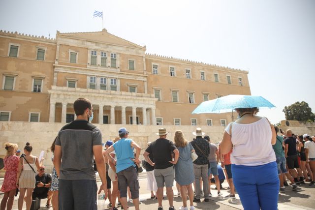 Καπραβέλος – Το τείχος ανοσίας των εμβολιασμένων αρχίζει και εξασθενεί