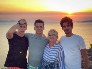 Τρεις πιλότοι της Formula1 “γκαζώνουν” στις παραλίες της Μυκόνου