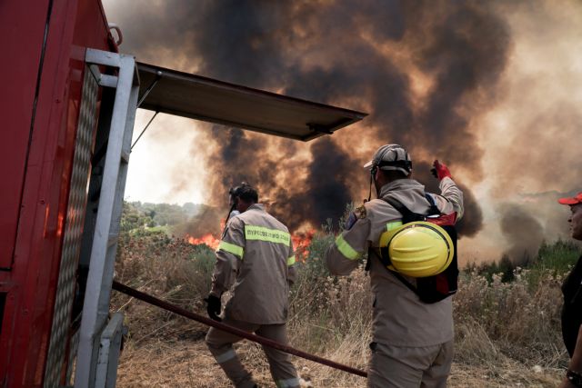 Φωτιά στην Ηλεία – Εκκενώνονται ακόμη οκτώ κοινότητες του δήμου της Αρχαίας Ολυμπίας – Οι φλόγες πλησιάζουν τη Βύλιζα