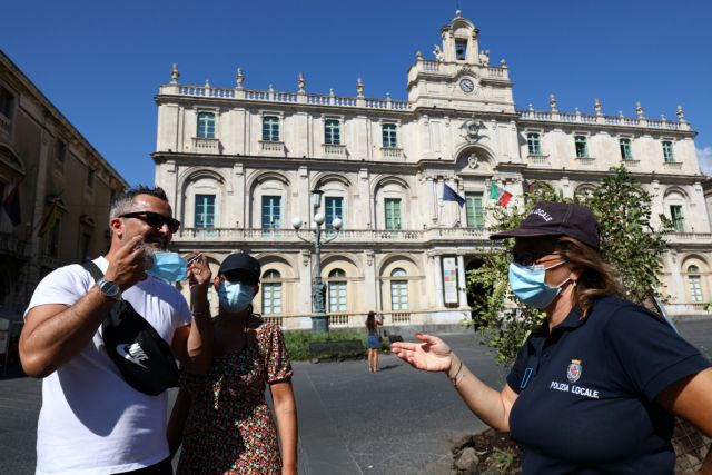 Ιταλία – «Οι αντιεμβολιαστές να πληρώνουν μόνοι τους τα έξοδα νοσηλείας τους» λέει ο υπεύθυνος Υγείας στη Ρώμη