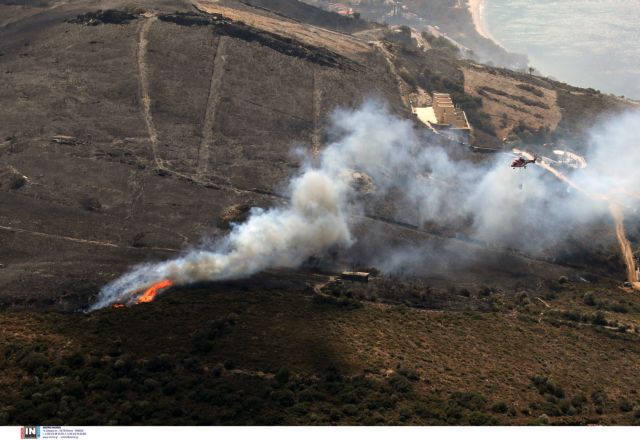 Κάρυστος – Μεγάλη αναζωπύρωση στους οικισμούς των Ιατρών και Κοκκίνη